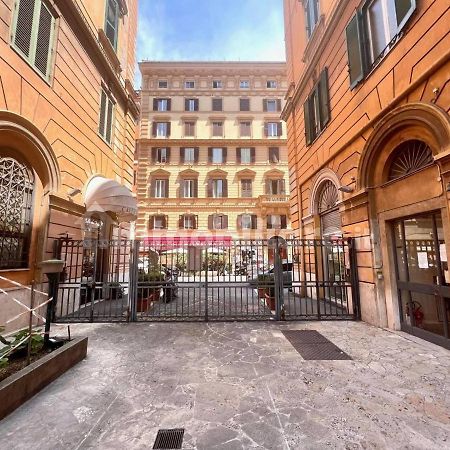 Ricettiva Risorgimento San Pietro E Musei Vaticani روما المظهر الخارجي الصورة